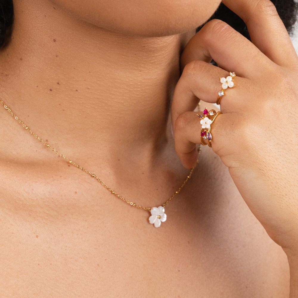 Unity Flower Necklace